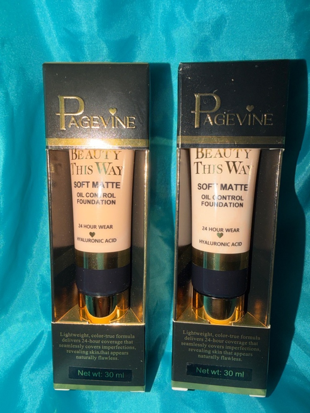 PageVine-beauty this way. Soft matte foundation.